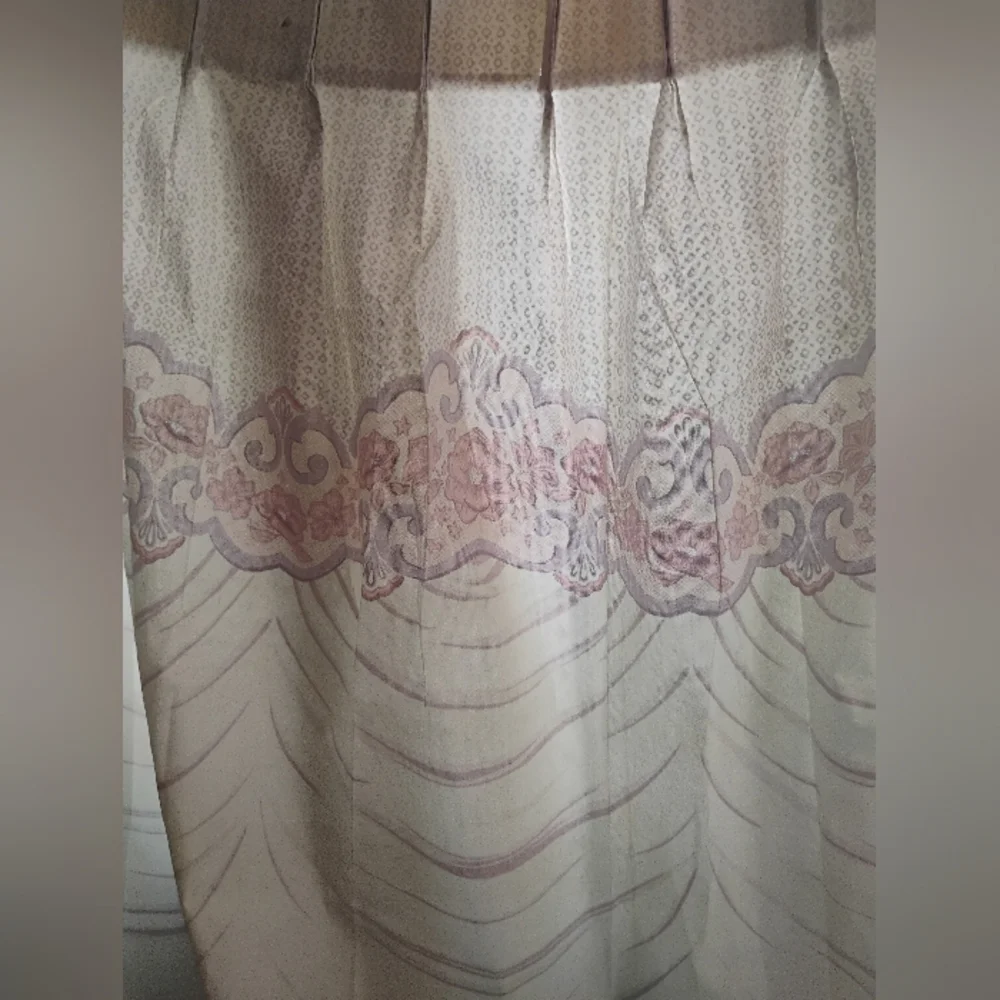 Source Unknown Cream and Pink Accent Curtains
